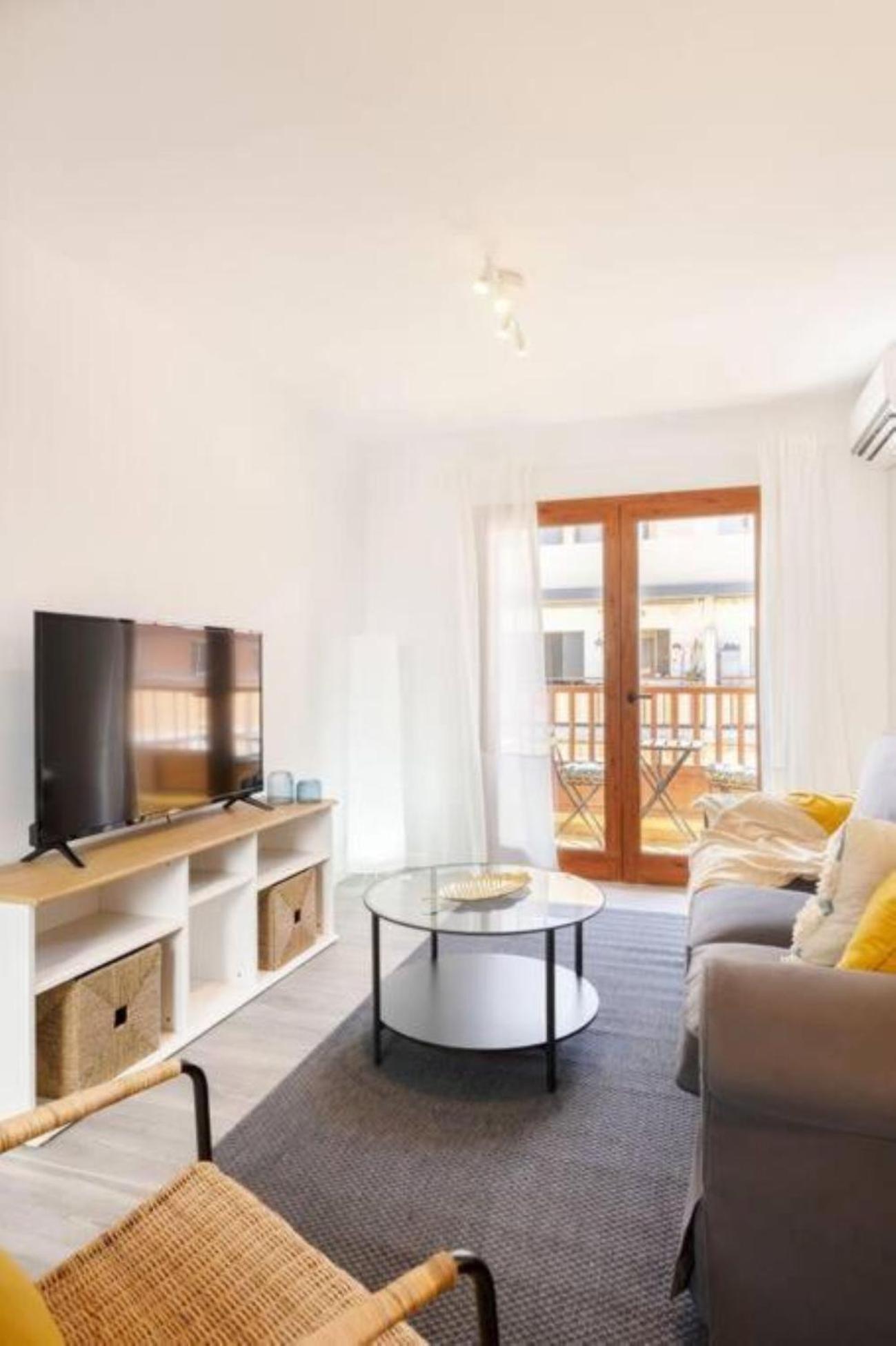 Charming Place Near The Casa Checha Apartment *